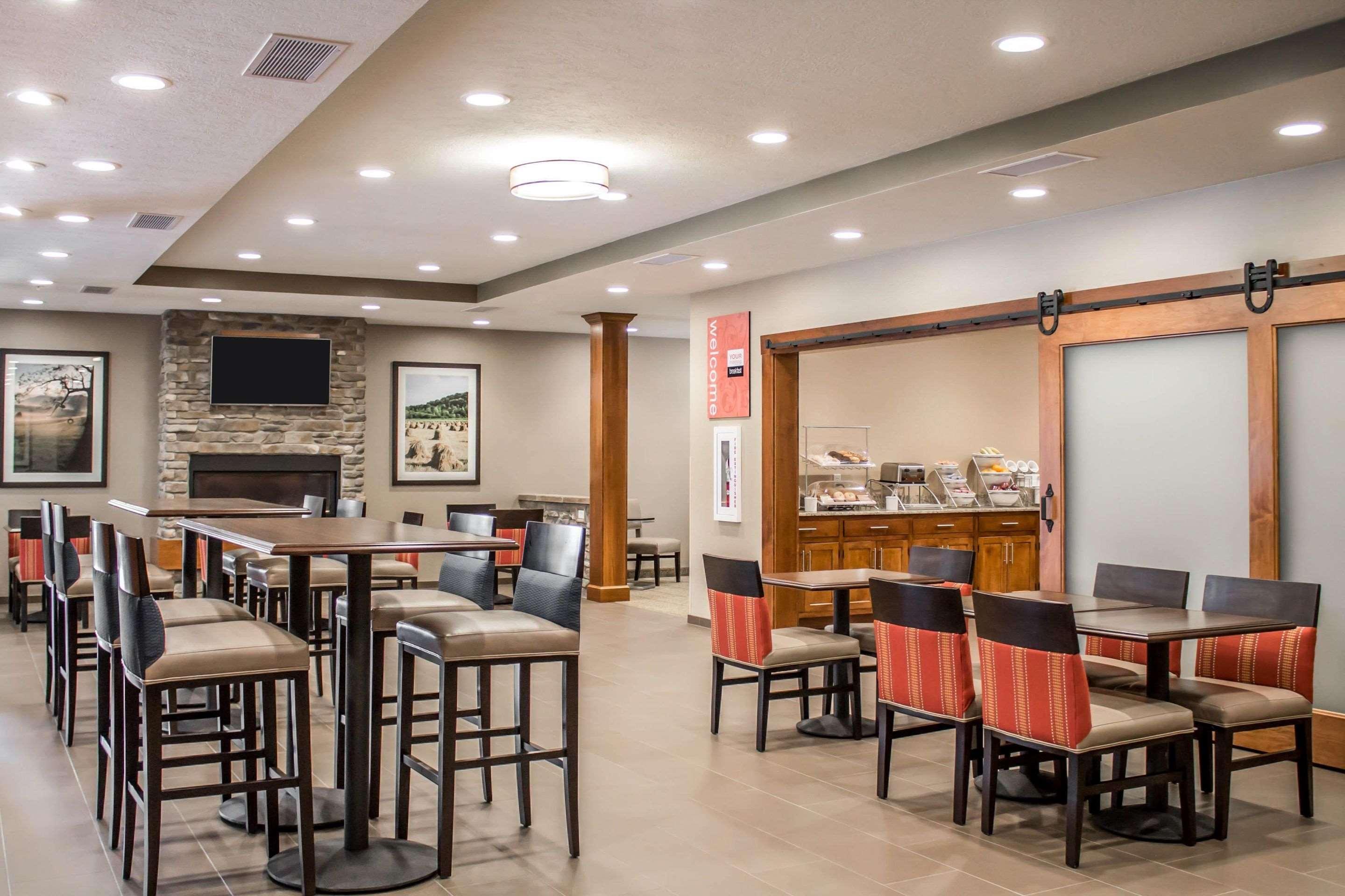 Comfort Suites Hartville-North Canton Uniontown Exterior foto